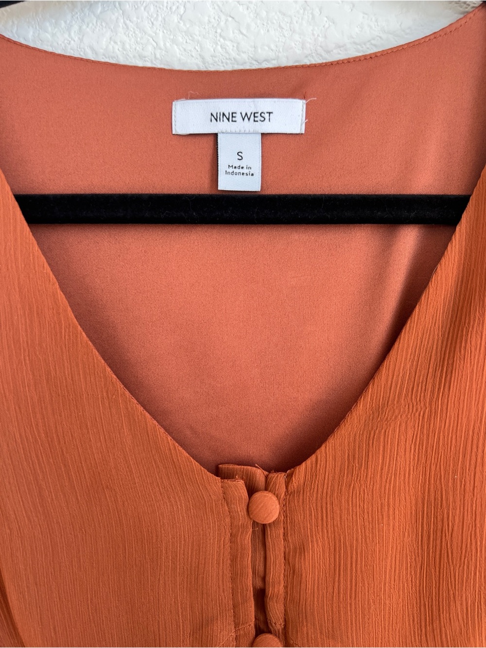 Nine West Rust Button-Down Ruffle-Hem Blouse - Picture 2 of 4